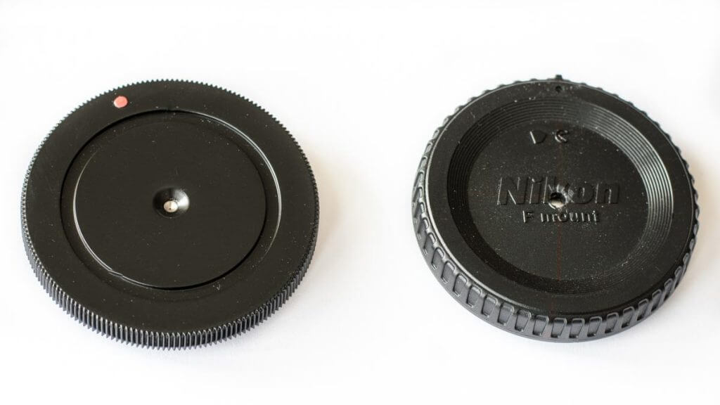 Links PinCap-Lochblende, rechts Lochblende Eigenbau