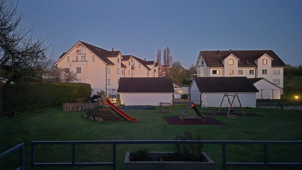 06uhr18 blaue Stunde vor Sonnenaufgang